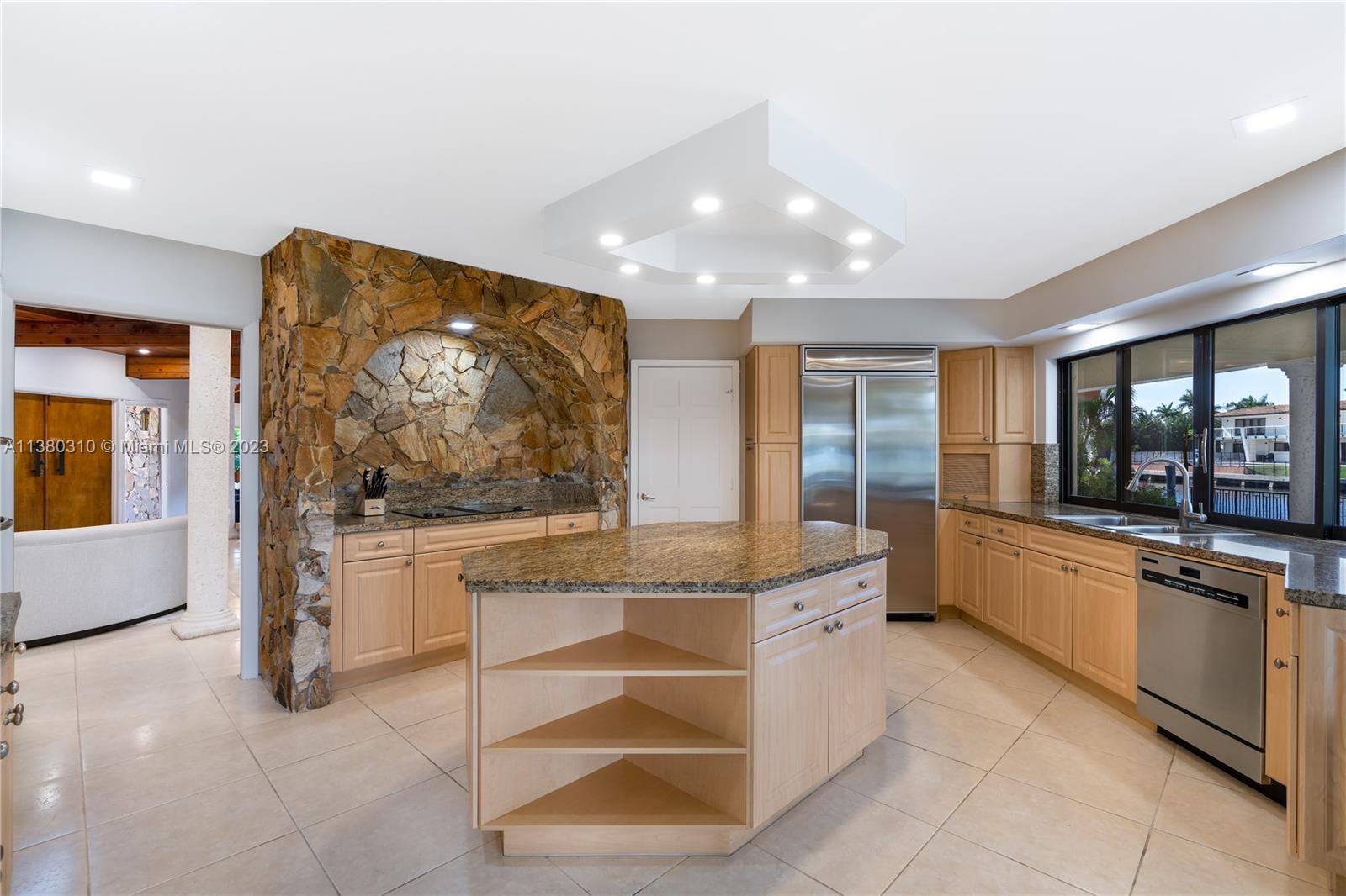 GOLDEN ISLES SEC A REV PL - Residential