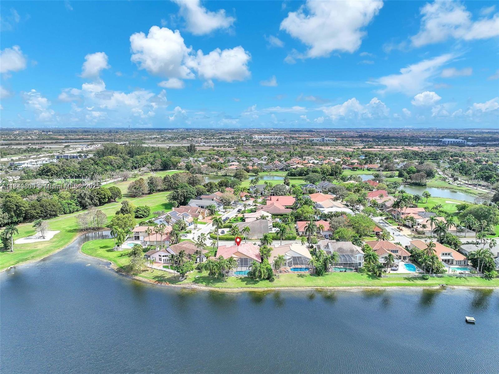 HOLLYWOOD LAKES COUNTRY C - Residential Lease