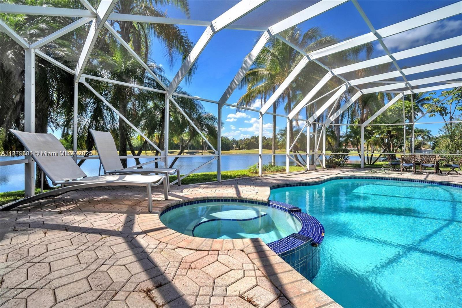 HOLLYWOOD LAKES COUNTRY C - Residential Lease