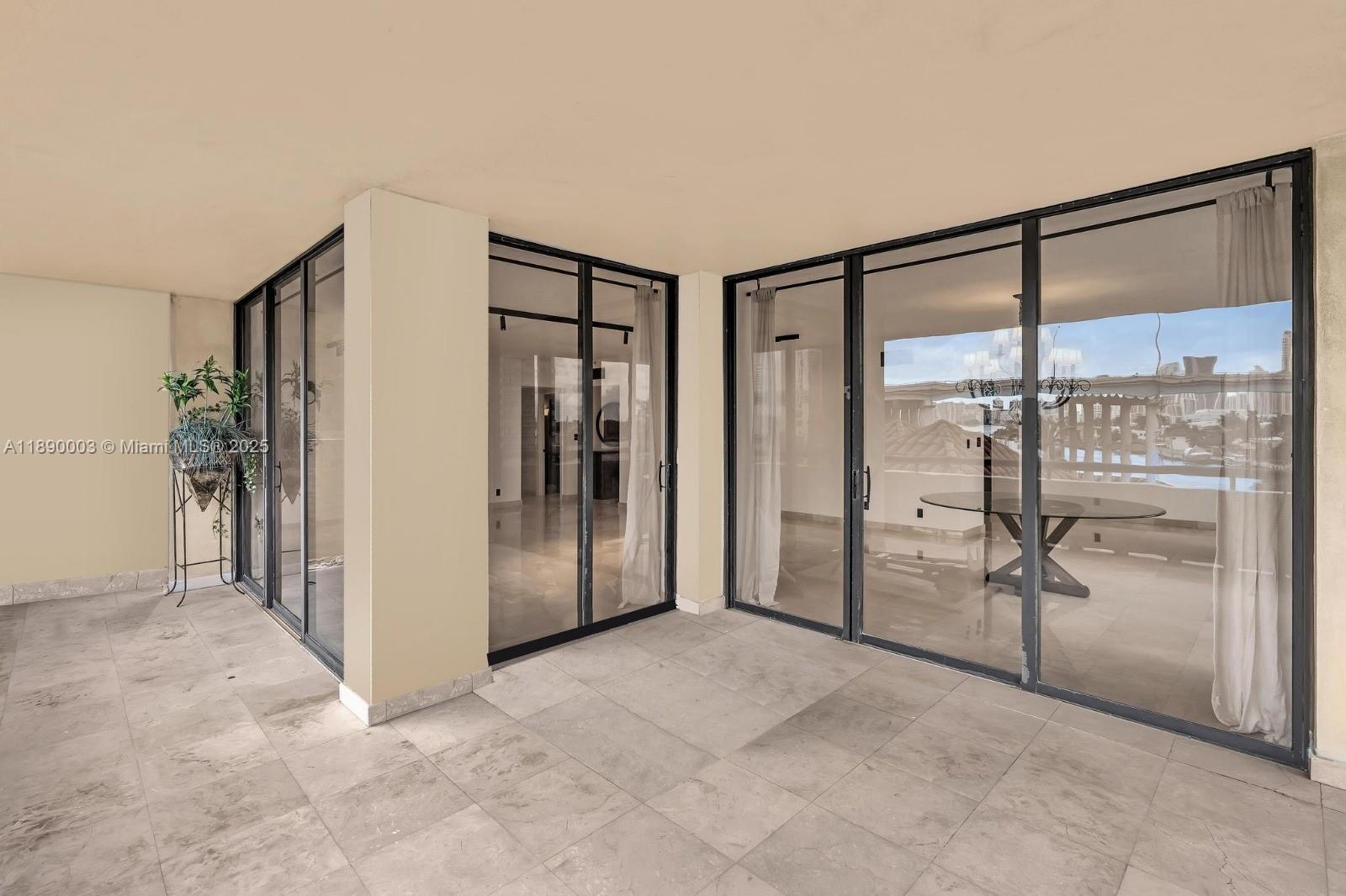 TURNBERRY TOWERS CONDO - Residential Lease