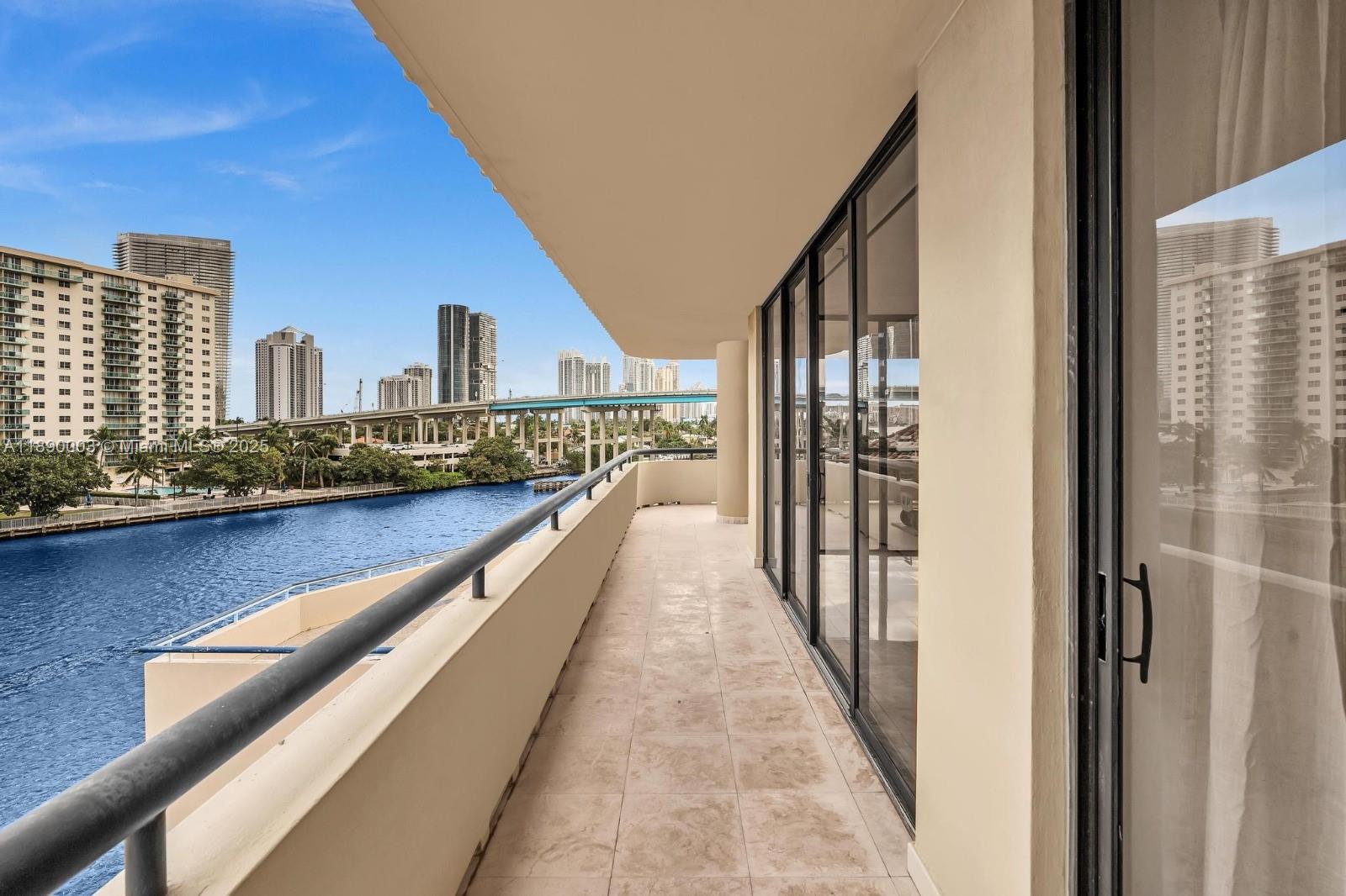 TURNBERRY TOWERS CONDO - Residential Lease
