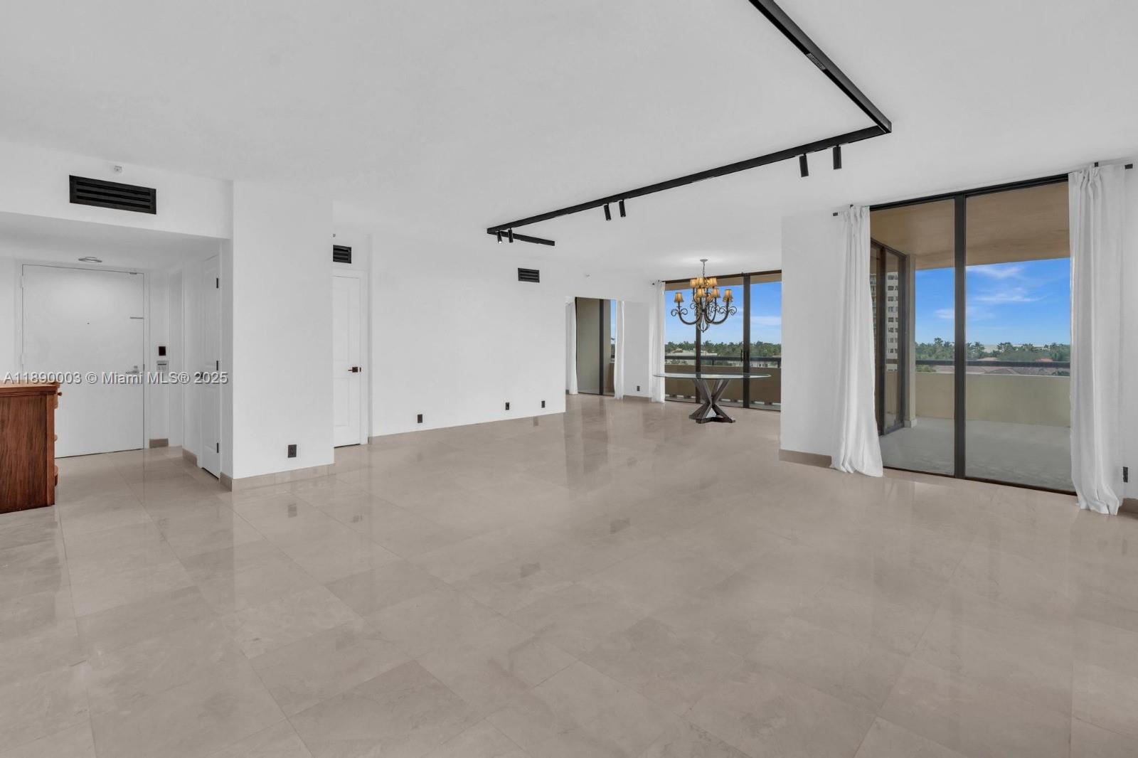 TURNBERRY TOWERS CONDO - Residential Lease