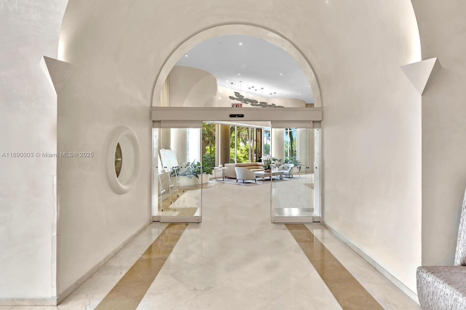 TURNBERRY TOWERS CONDO - Residential Lease