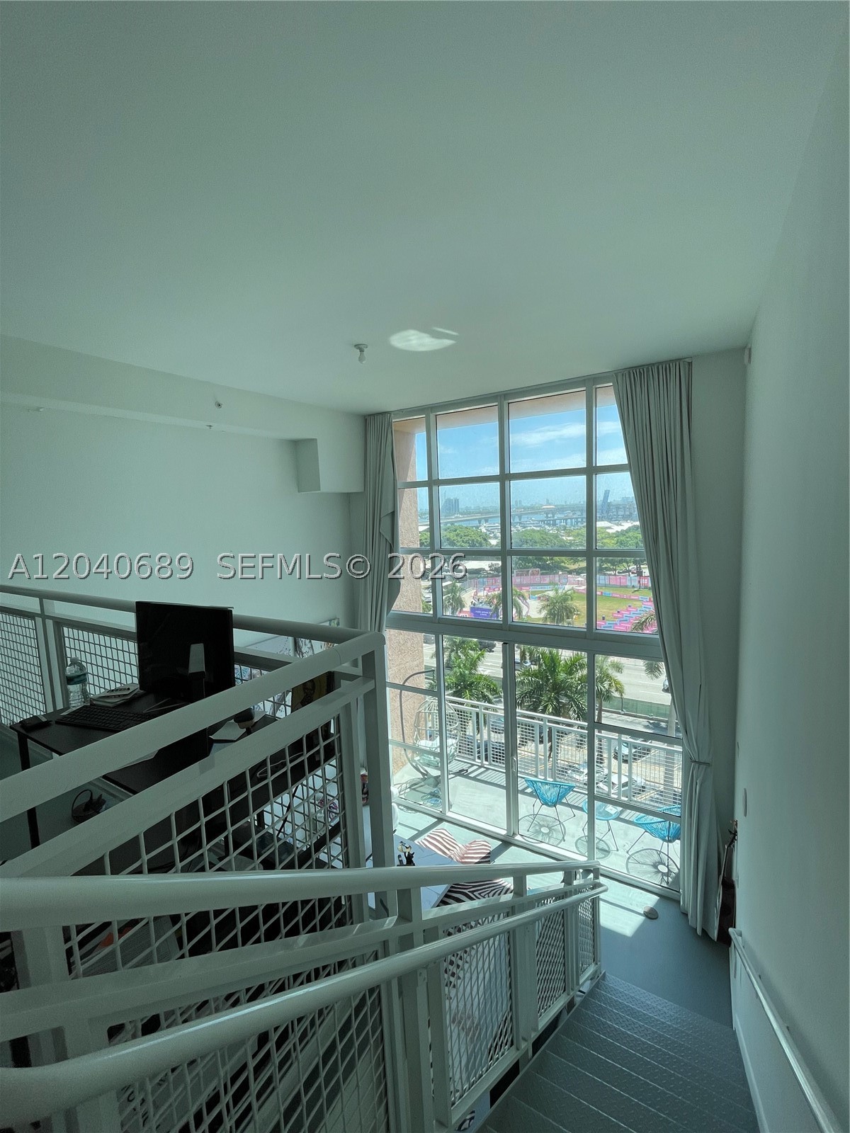 253 NE 2nd St 632