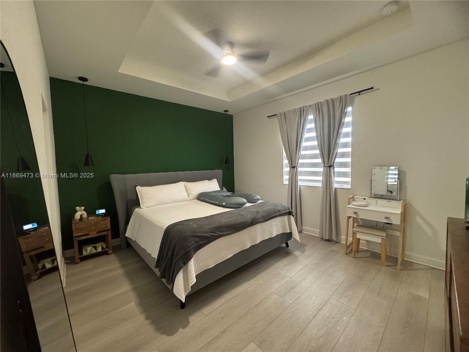 BISCAYNE ENTRADA 2ND REV - Residential