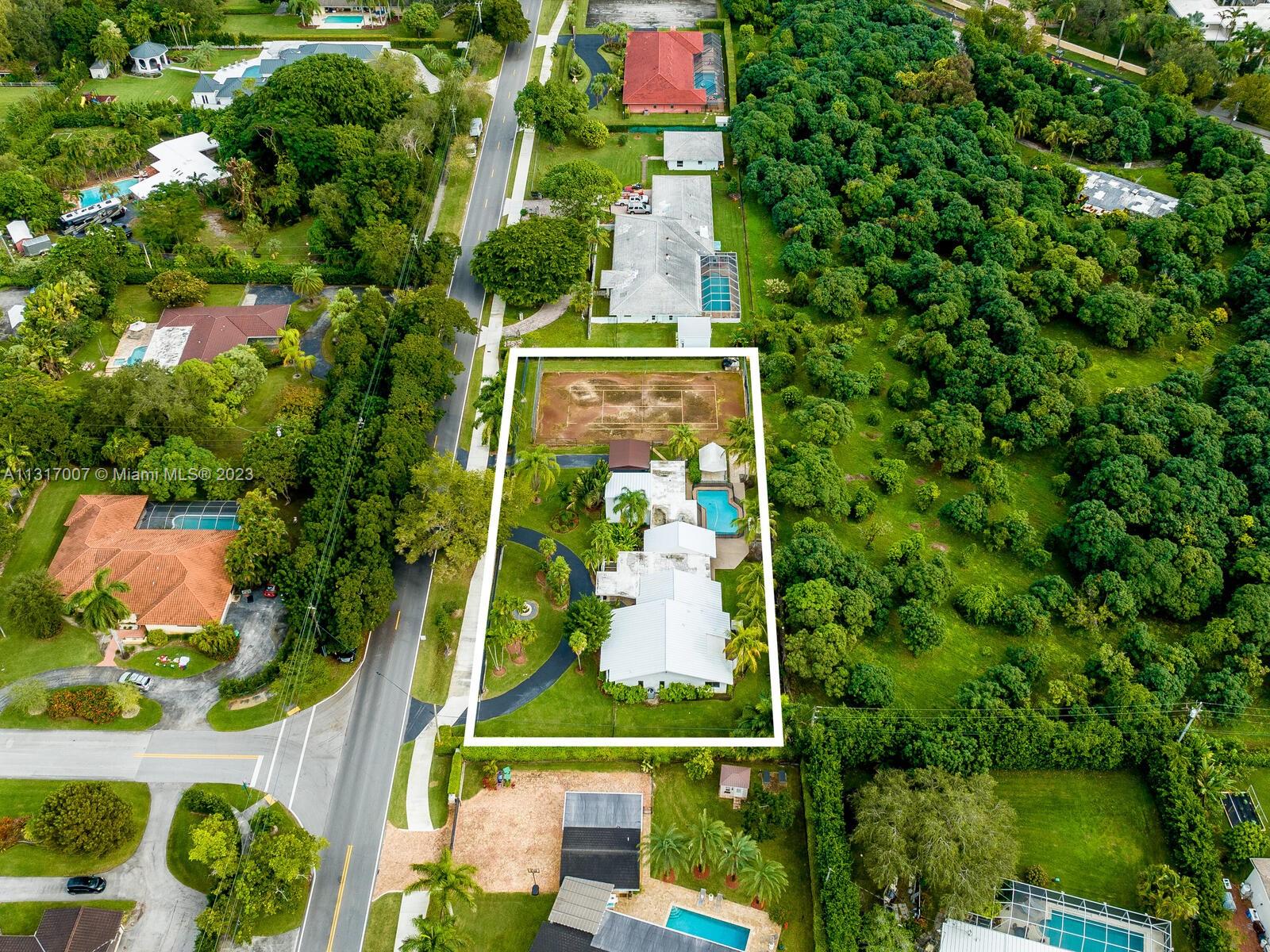 SPANISH VILLAS - Residential