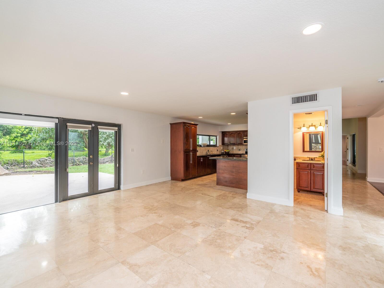 SPANISH VILLAS - Residential