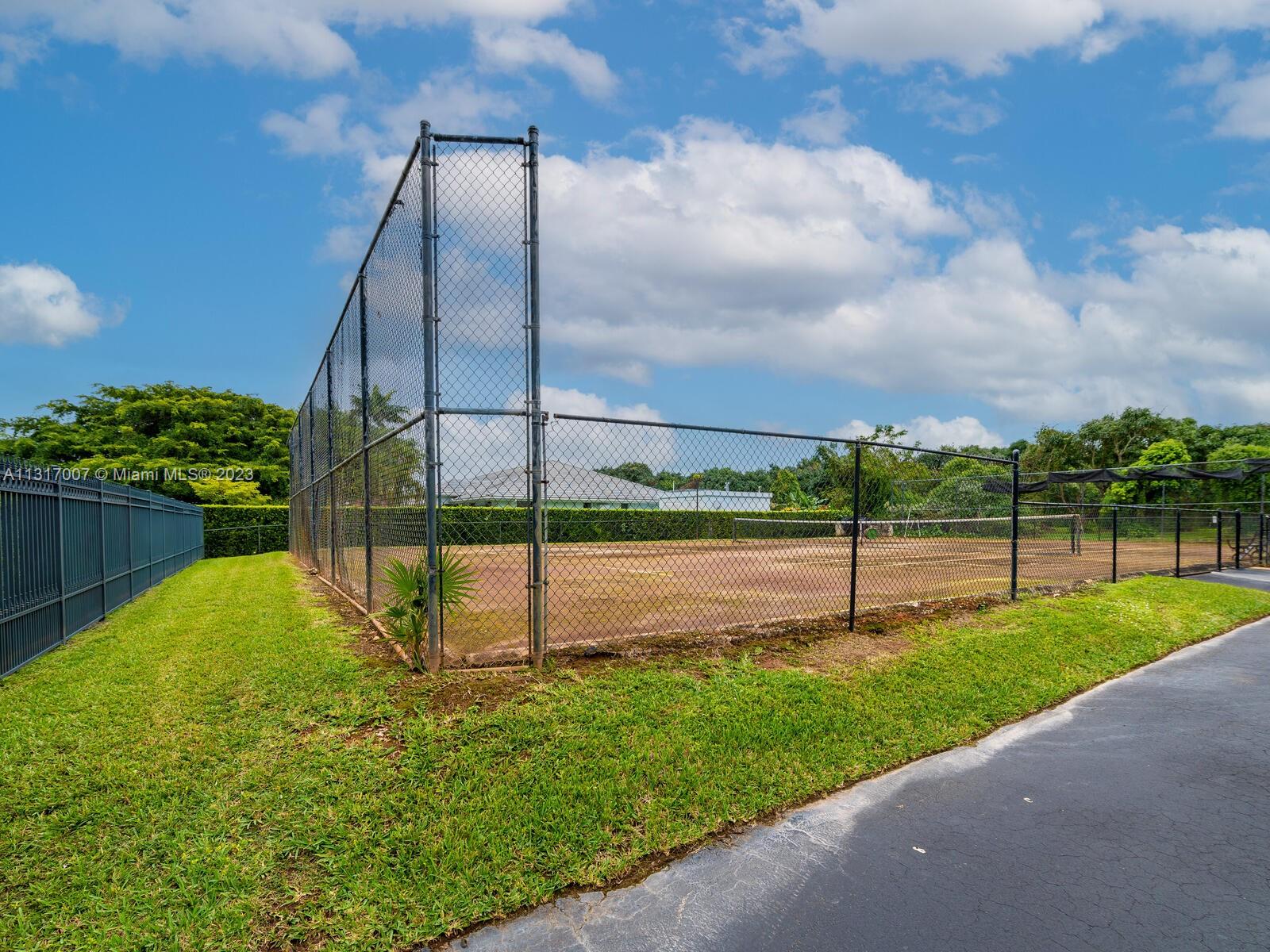 SPANISH VILLAS - Residential