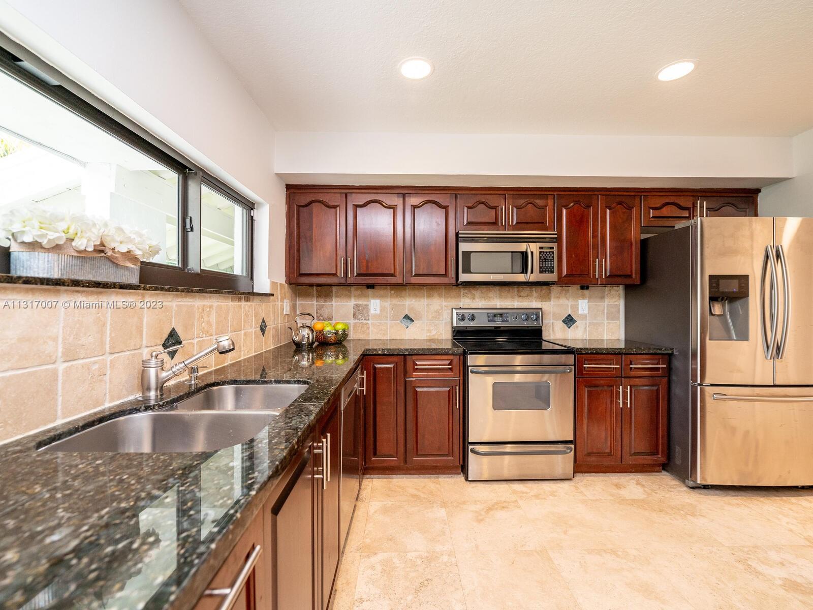 SPANISH VILLAS - Residential