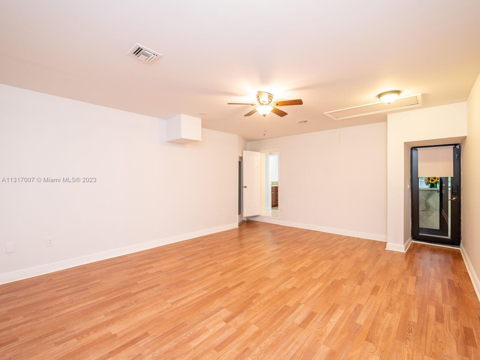 SPANISH VILLAS - Residential