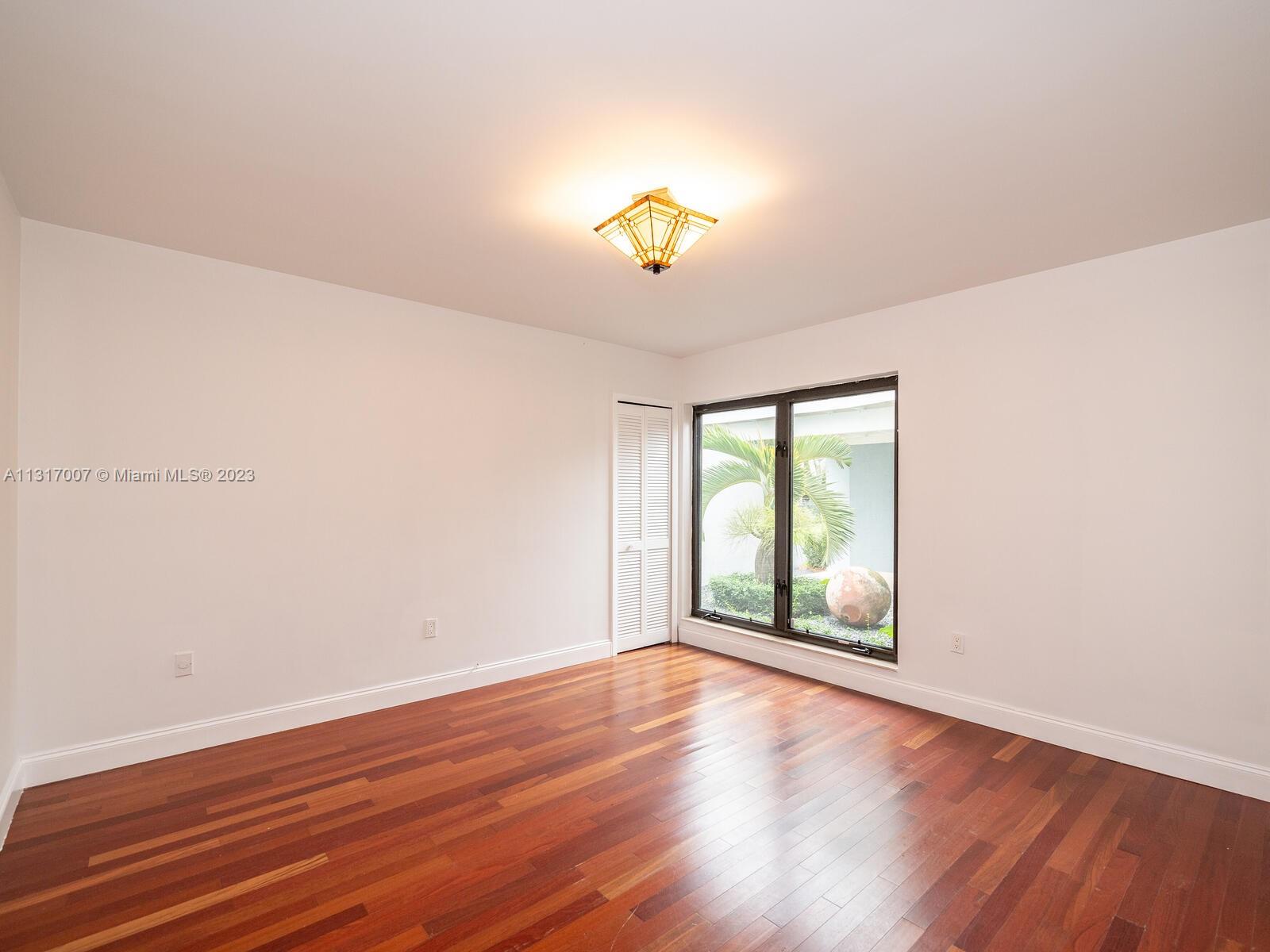 SPANISH VILLAS - Residential