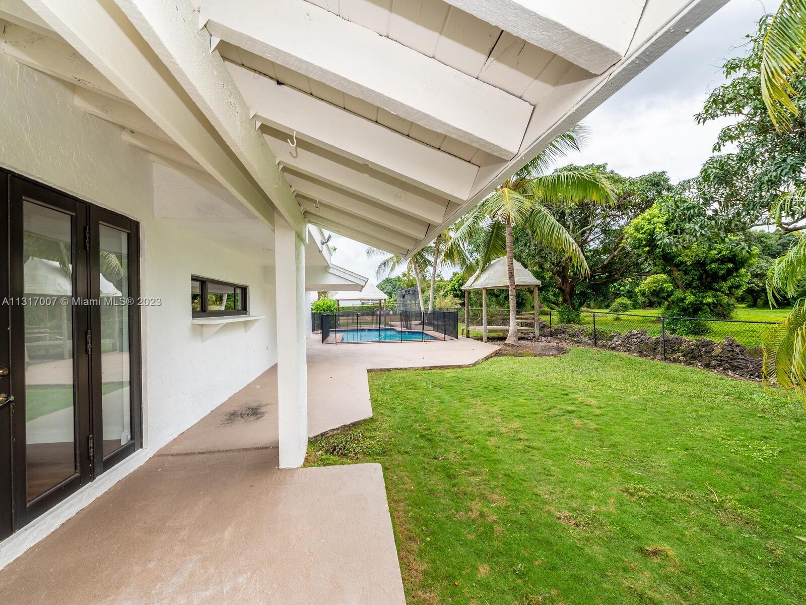 SPANISH VILLAS - Residential