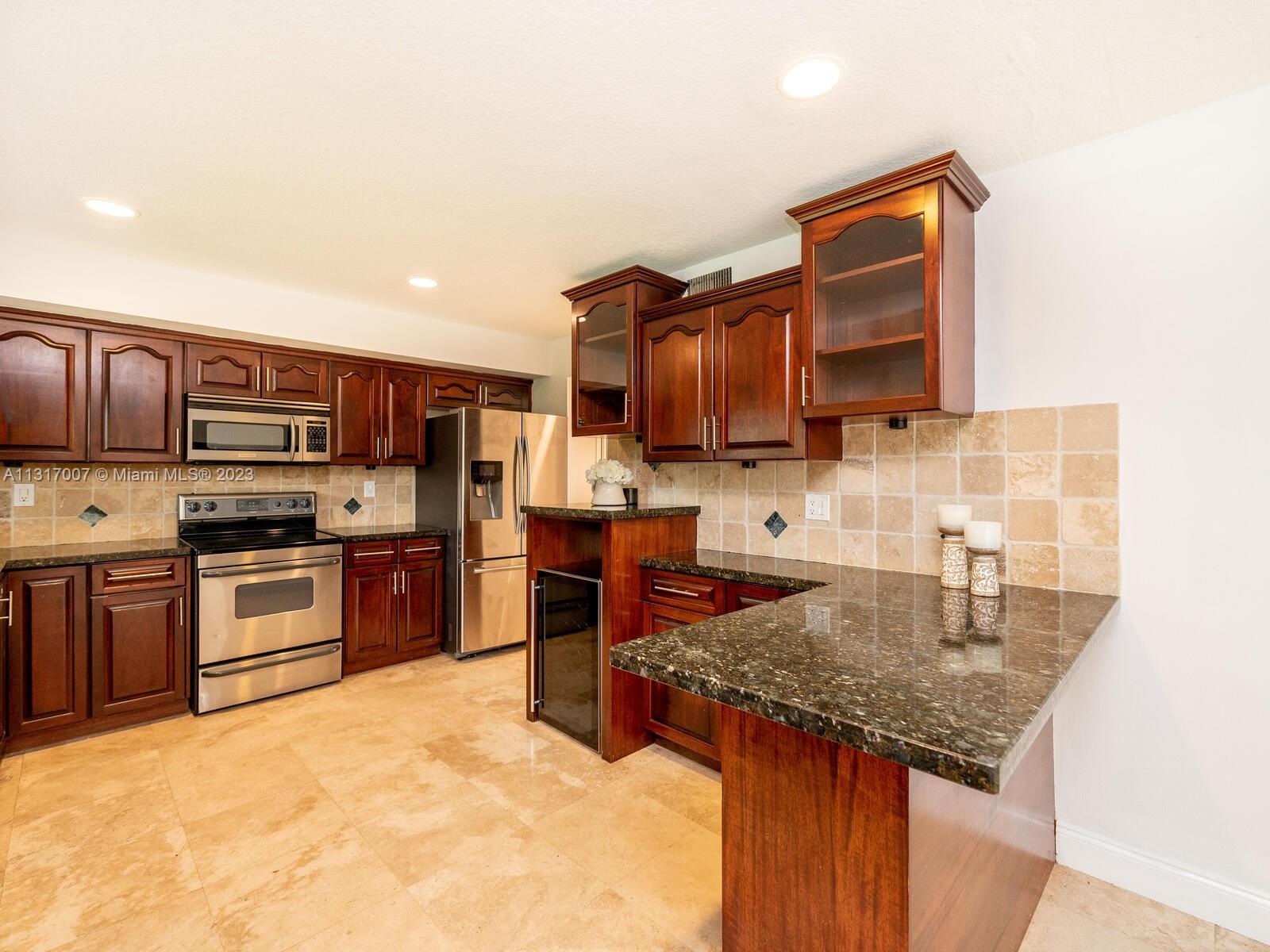 SPANISH VILLAS - Residential