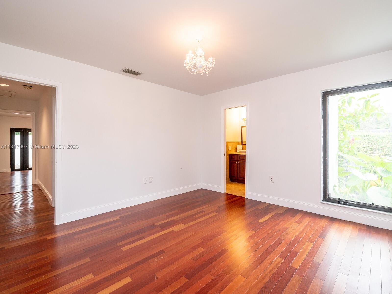 SPANISH VILLAS - Residential