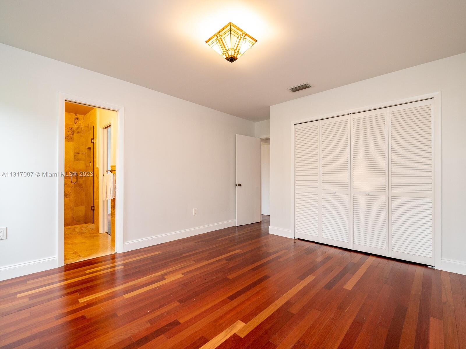 SPANISH VILLAS - Residential