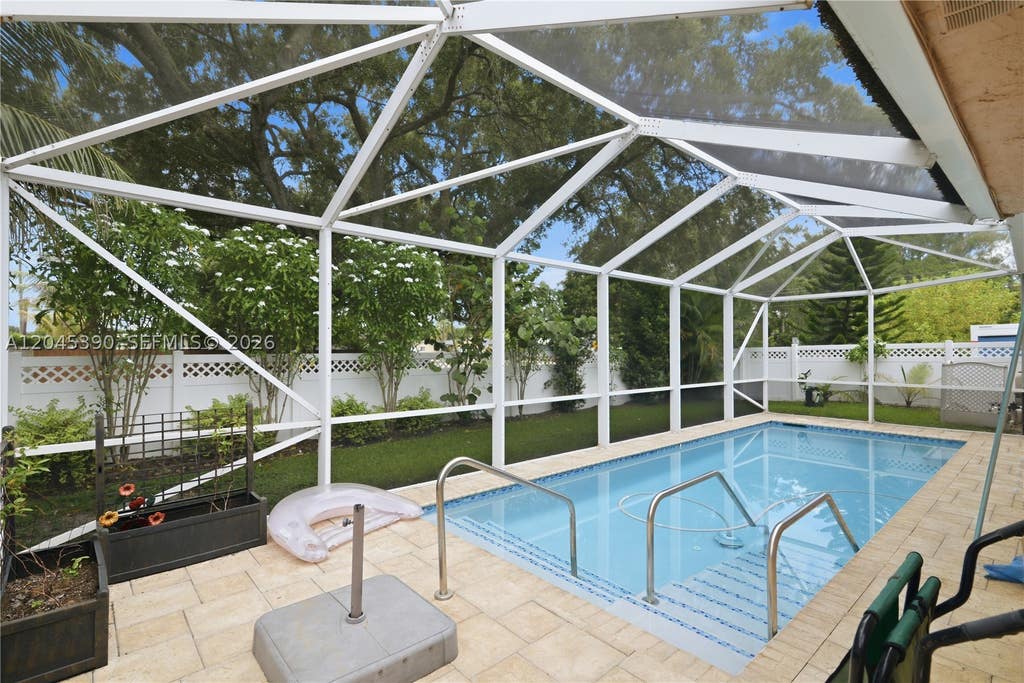 Photo of 5190 SW 89th Ave, Cooper City, FL 33328 (MLS # A12045390)