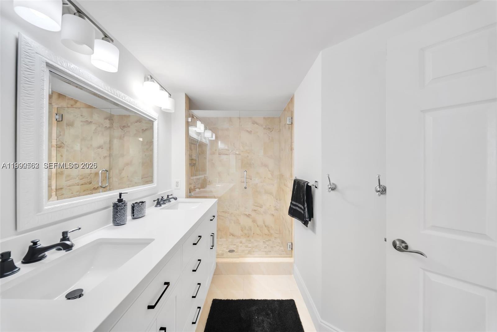 Porto Bellagio - Residential