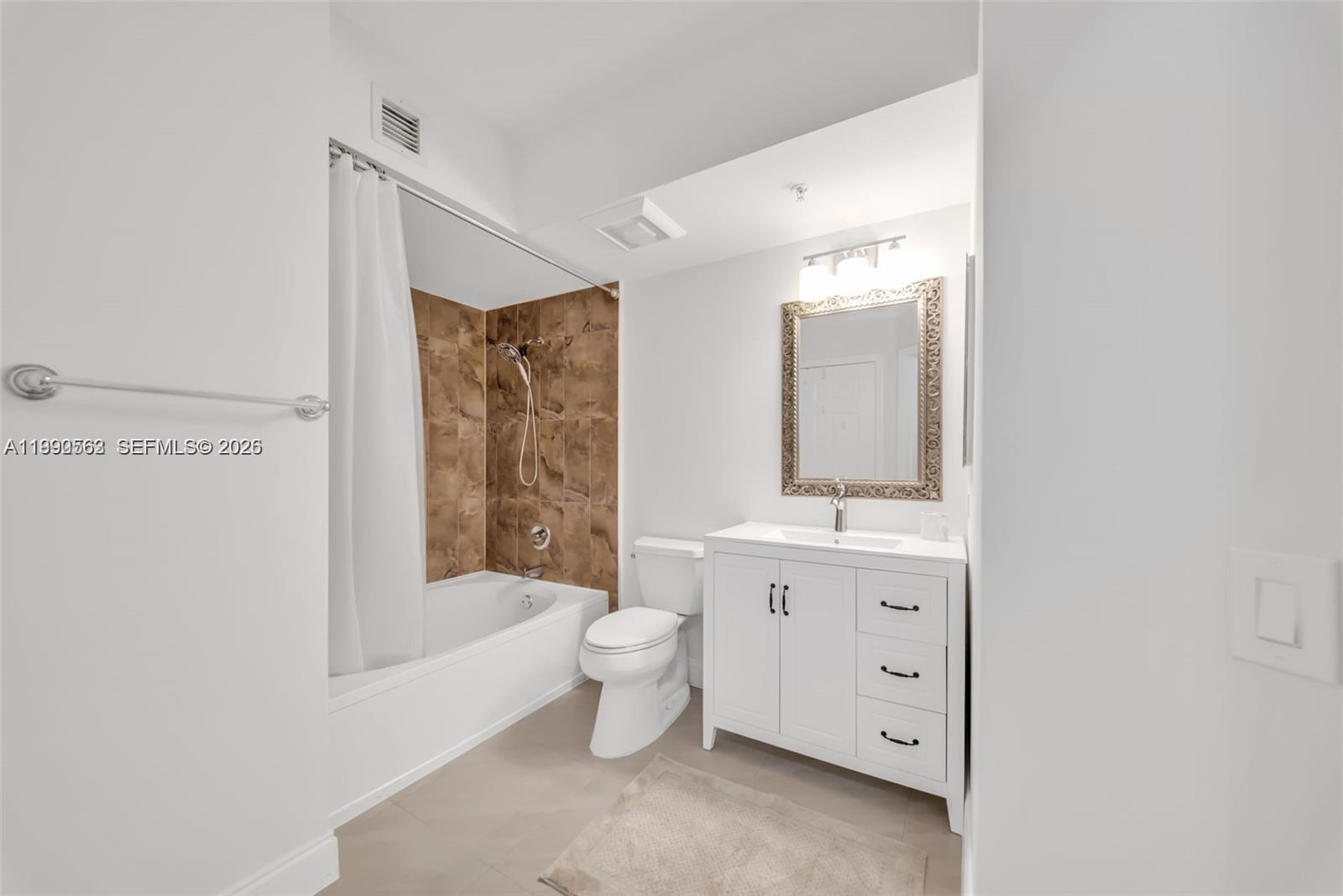 Porto Bellagio - Residential