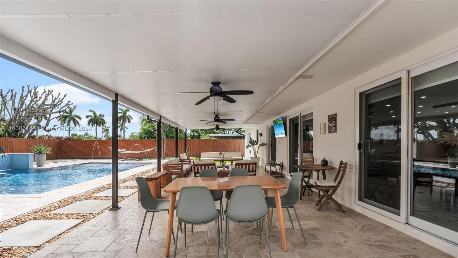 WINSTON PARK UNIT ONE - Residential