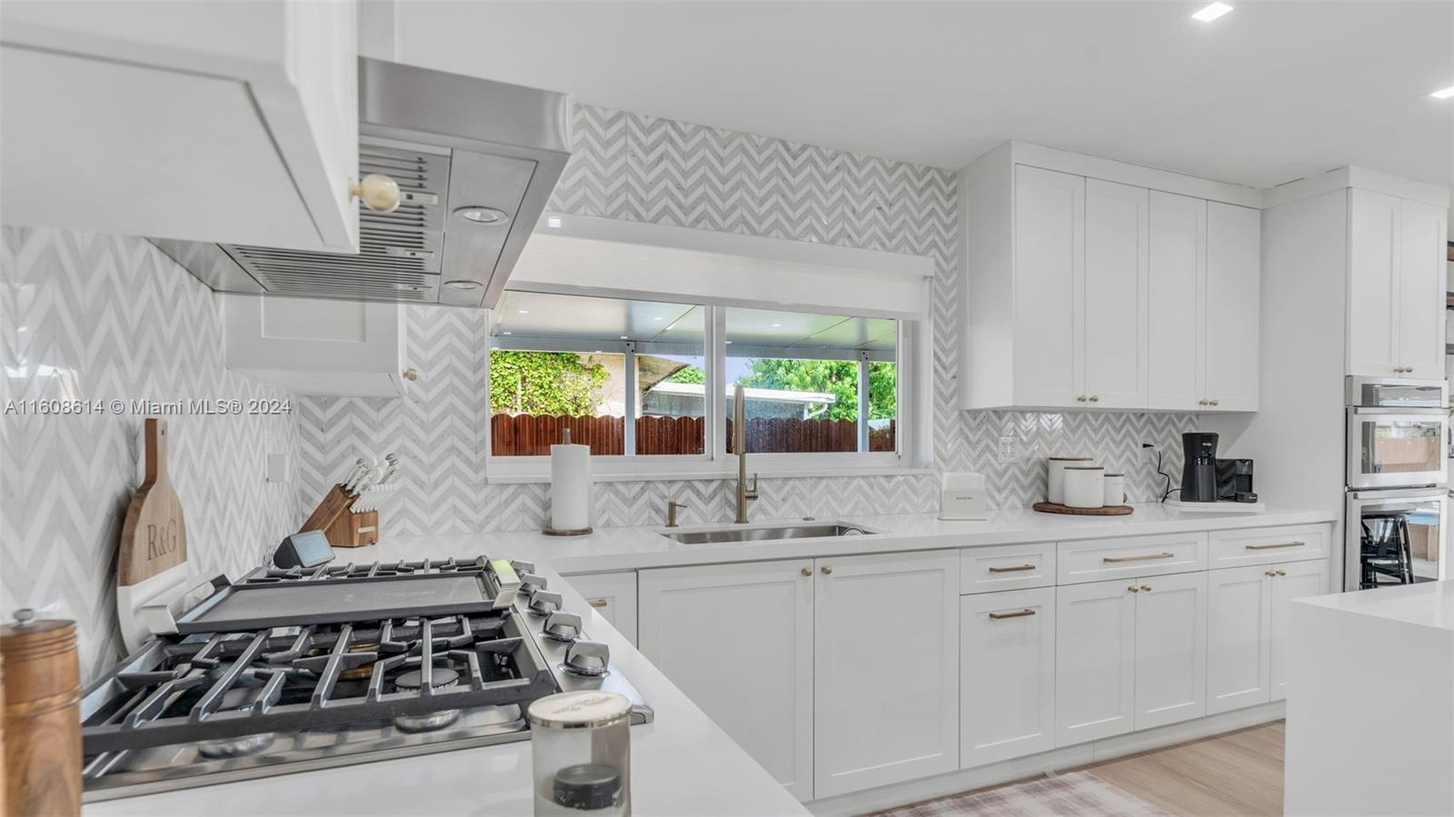 WINSTON PARK UNIT ONE - Residential