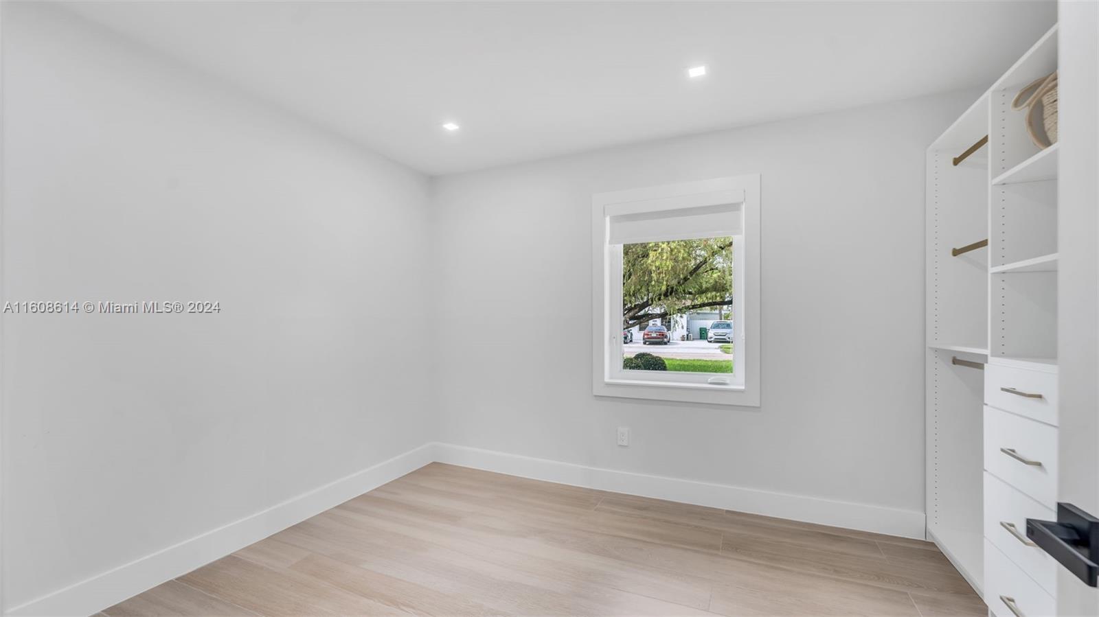 WINSTON PARK UNIT ONE - Residential