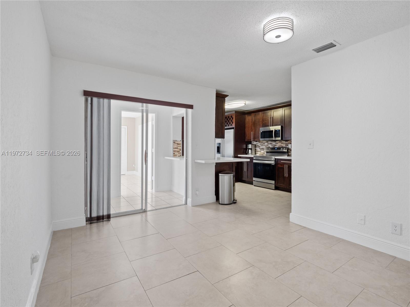 MAINLANDS OF TAMARAC LAKE - Residential