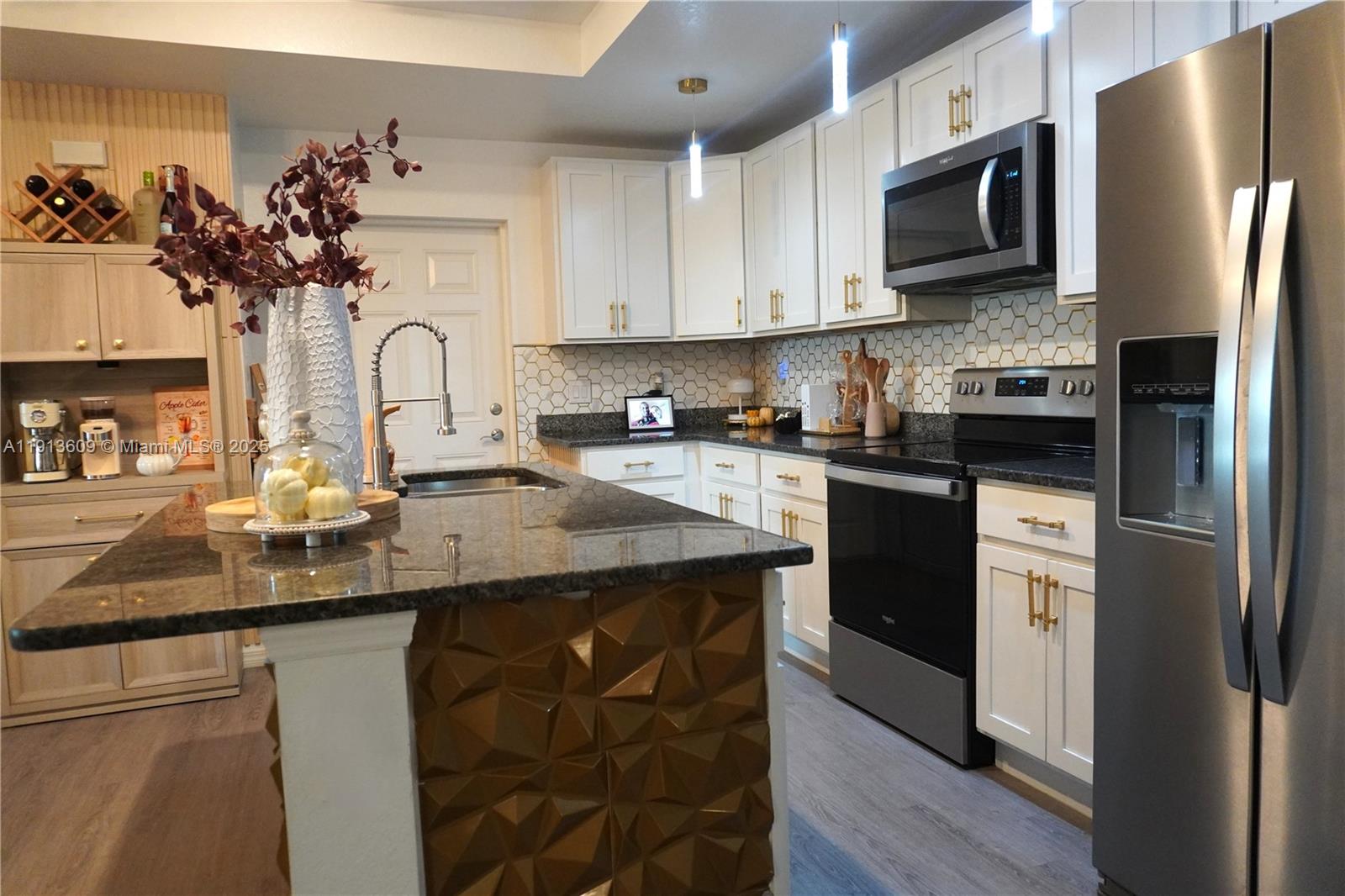 PORT LABELLE - Residential