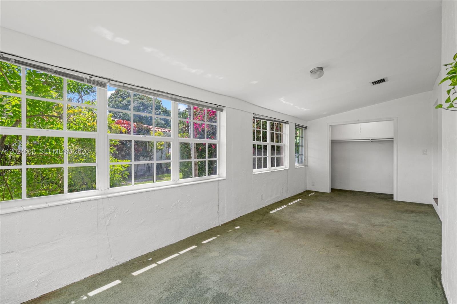 MIAMI SHORES EXTENSION - Residential