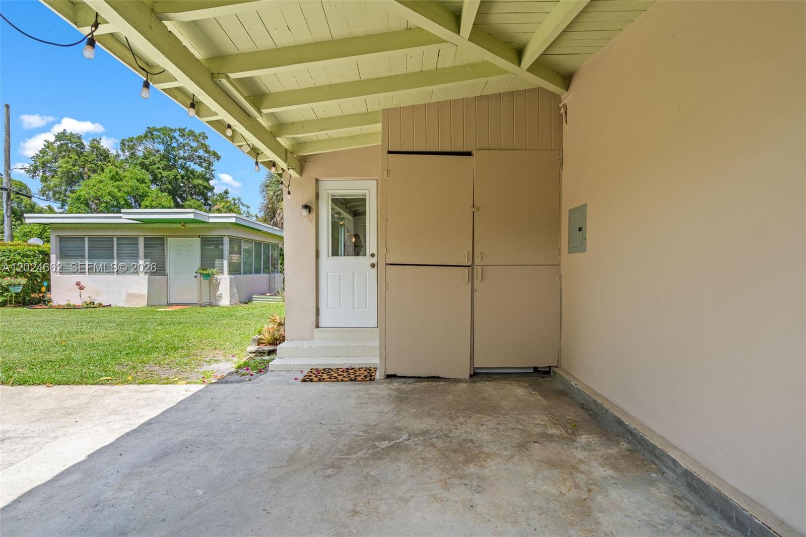 MIAMI SHORES EXTENSION - Residential