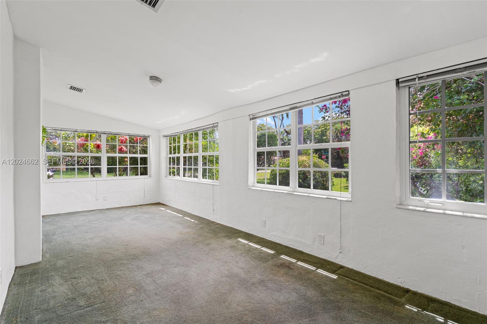 MIAMI SHORES EXTENSION - Residential