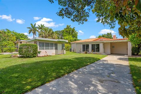 Tiny photo for 181 NW 110th St, Miami Shores, FL 33168 (MLS # A12024662)