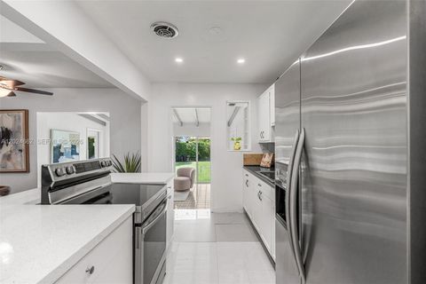 Tiny photo for 181 NW 110th St, Miami Shores, FL 33168 (MLS # A12024662)
