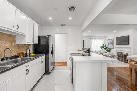 Tiny photo for 181 NW 110th St, Miami Shores, FL 33168 (MLS # A12024662)