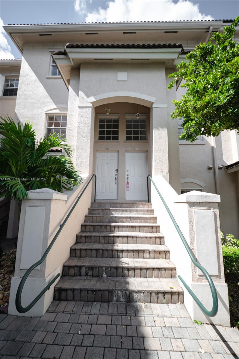 LAS BRISAS AT DORAL CONDO - Residential Lease