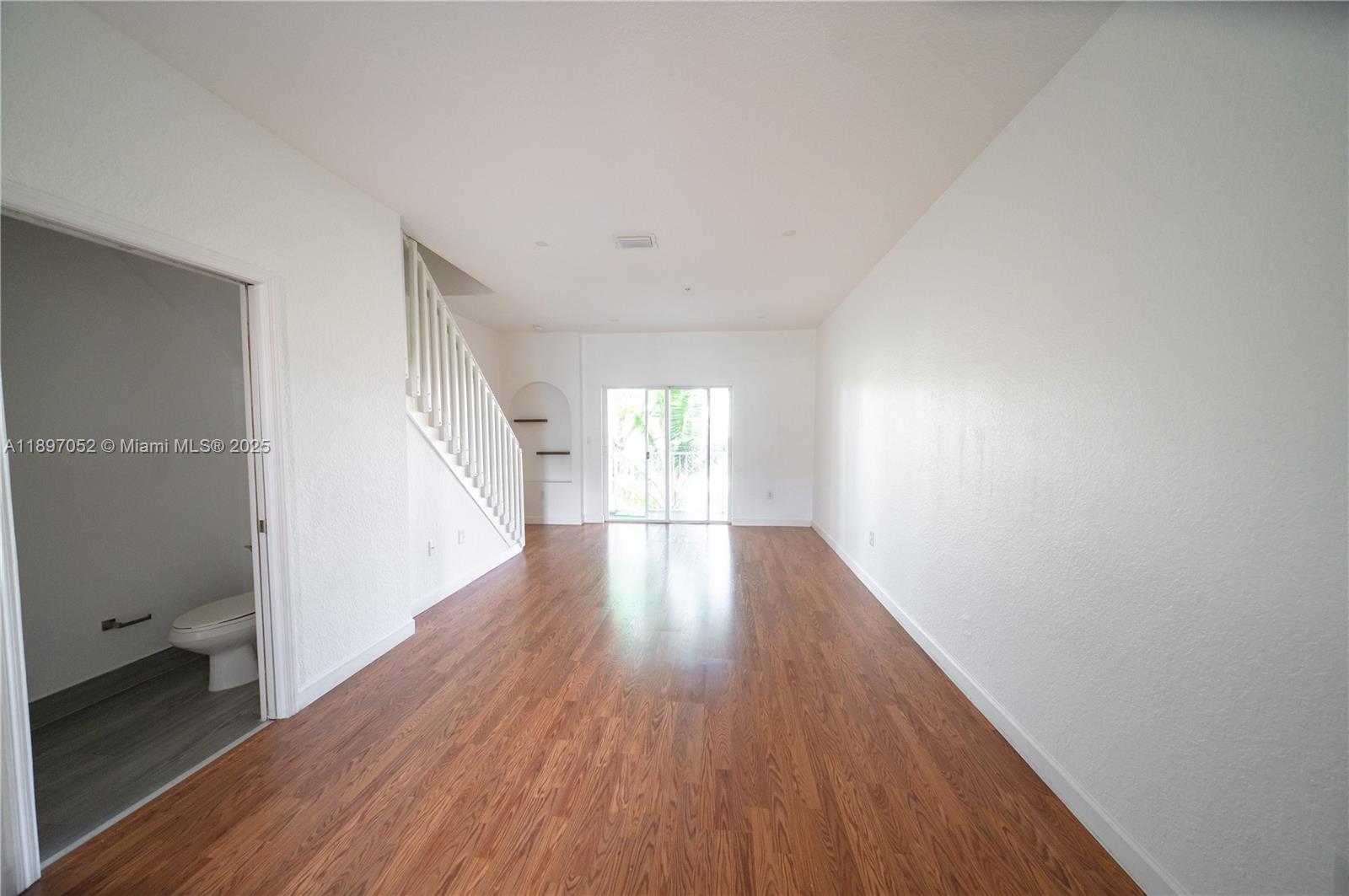 LAS BRISAS AT DORAL CONDO - Residential Lease