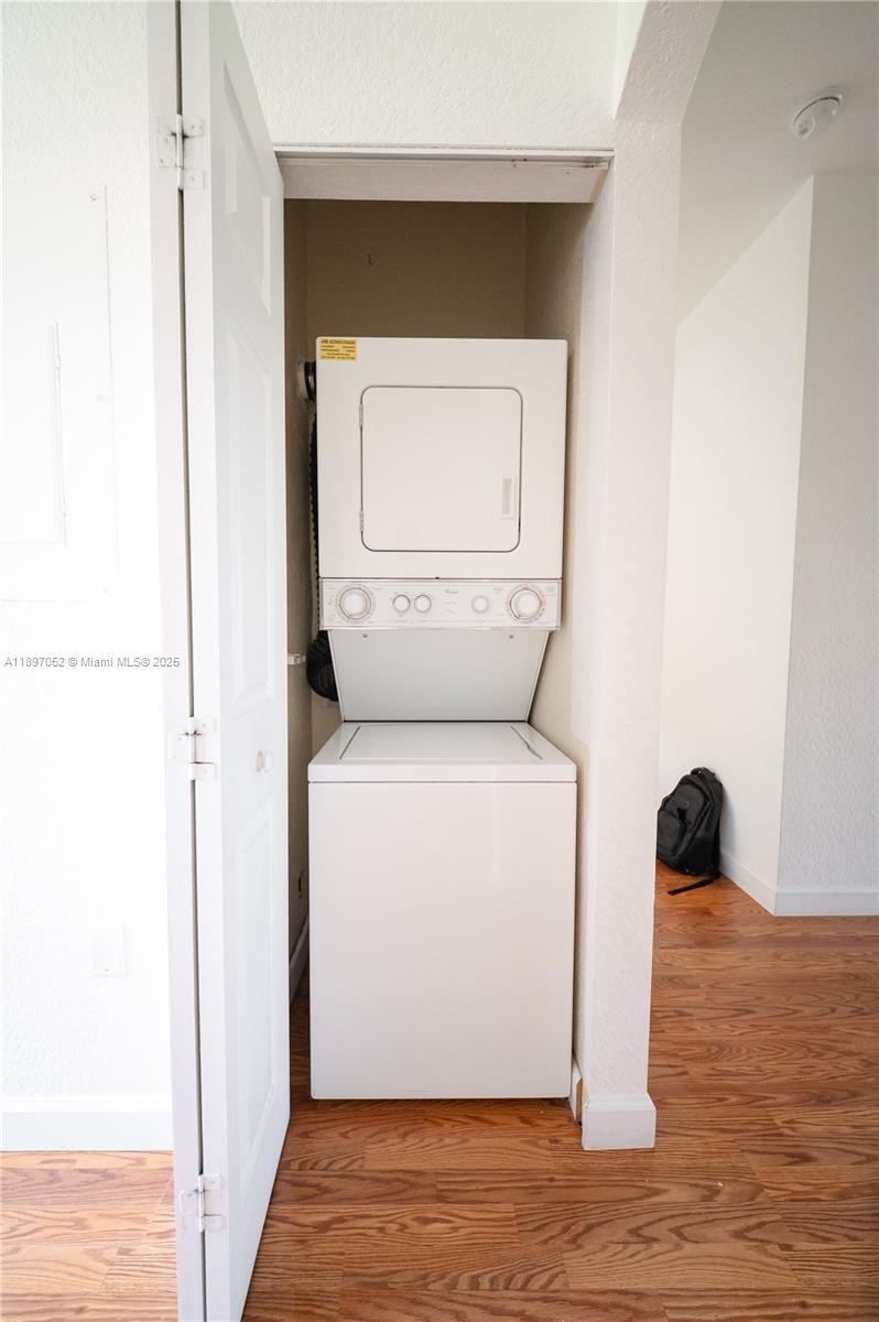 LAS BRISAS AT DORAL CONDO - Residential Lease