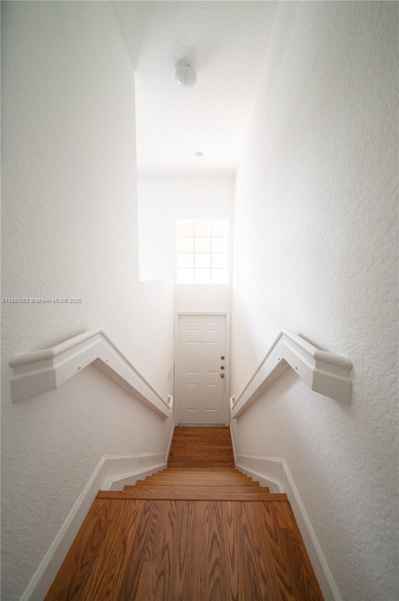 LAS BRISAS AT DORAL CONDO - Residential Lease