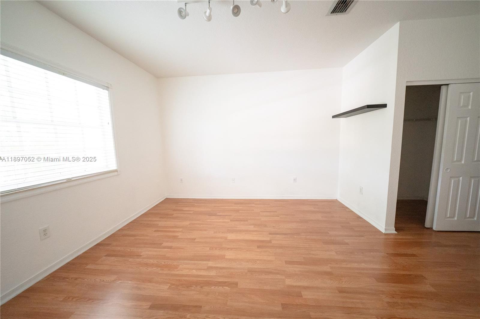 LAS BRISAS AT DORAL CONDO - Residential Lease