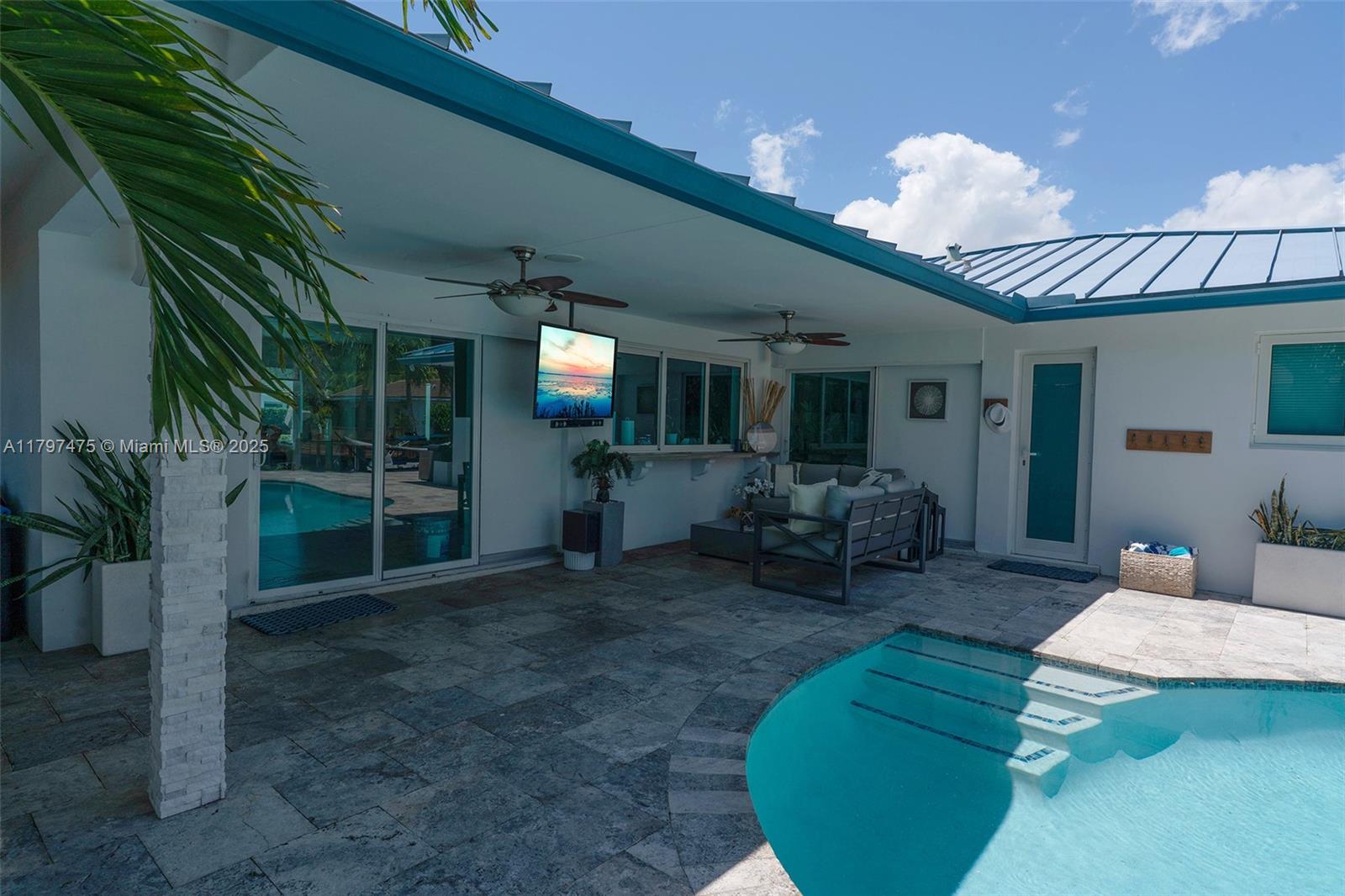 LAKE ESTATES - Residential