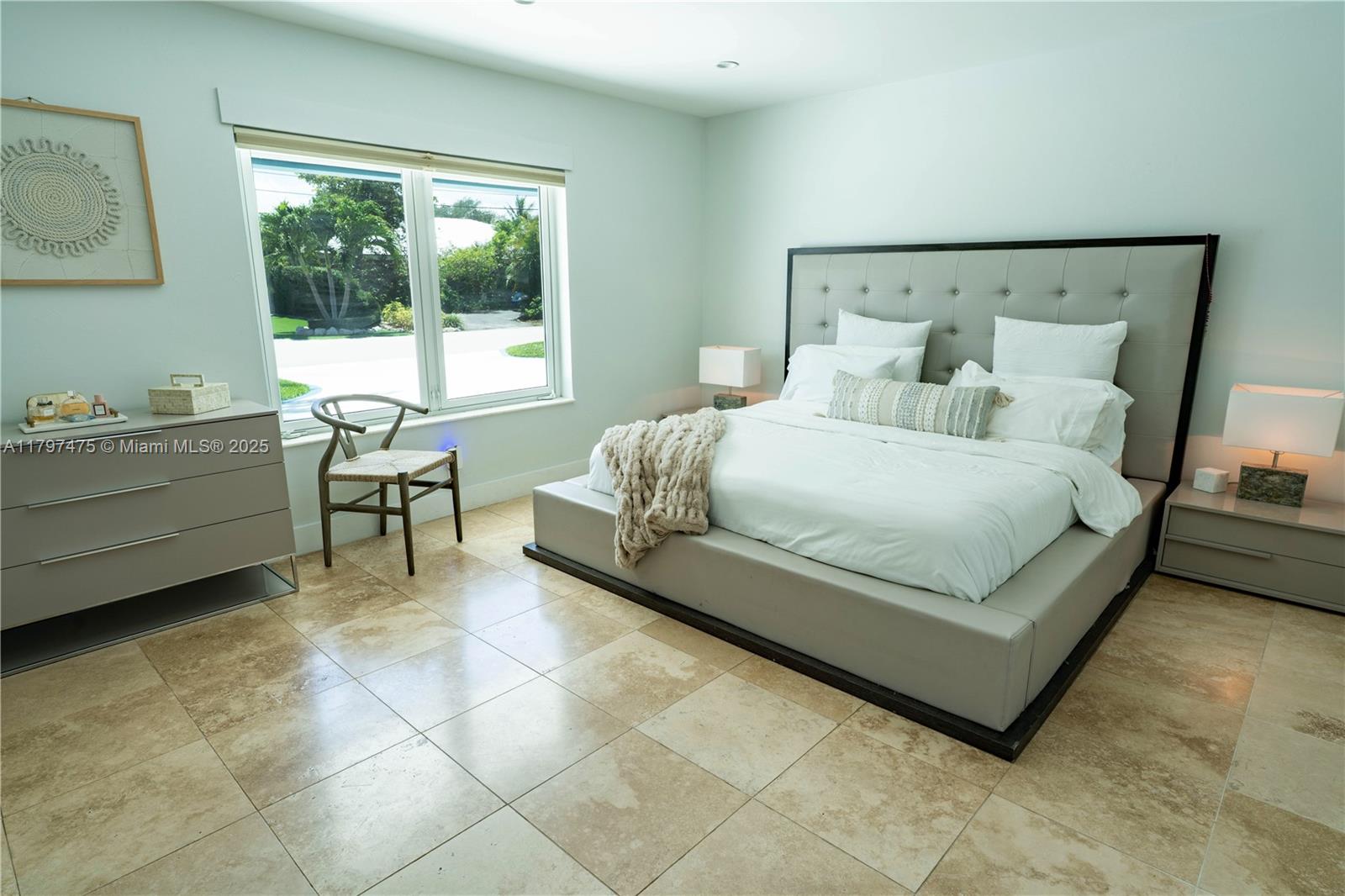 LAKE ESTATES - Residential