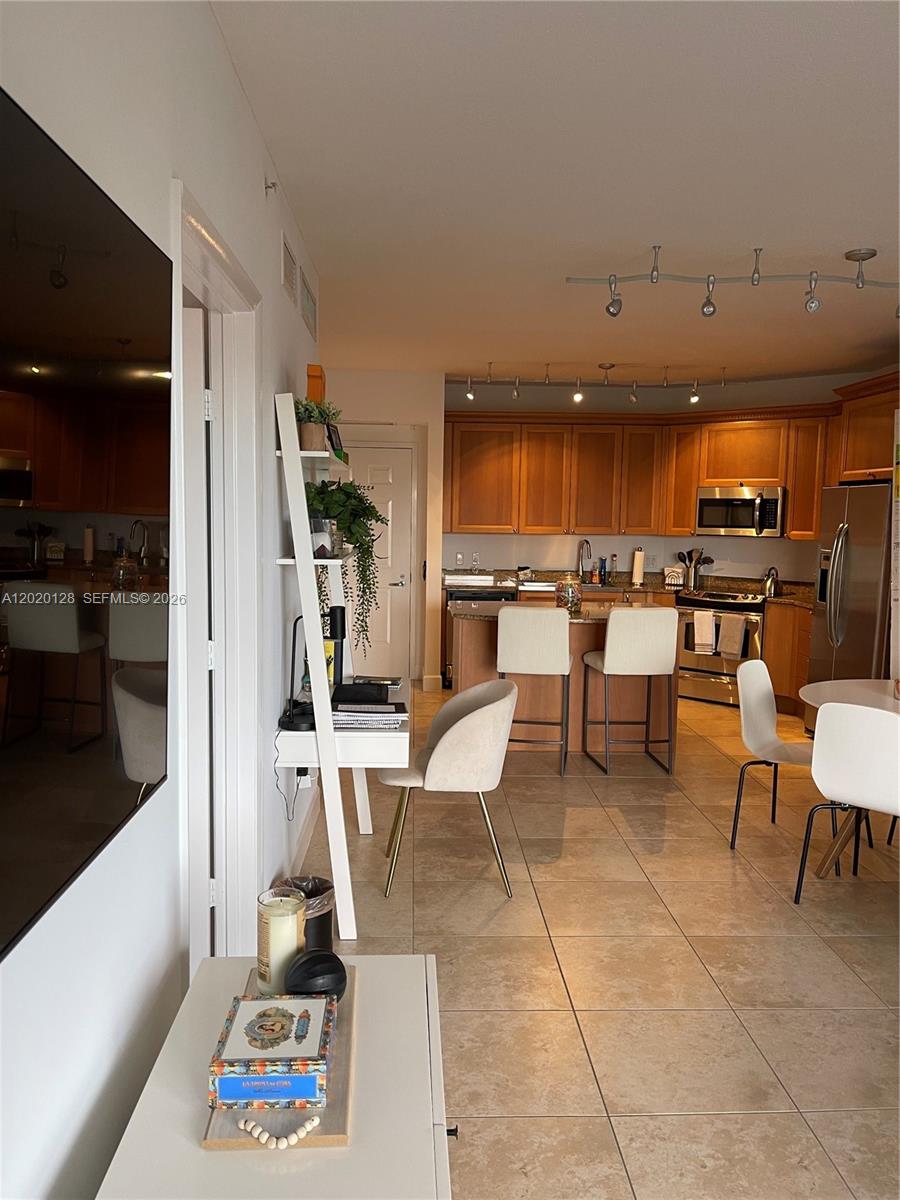 55 Merrick Way 640