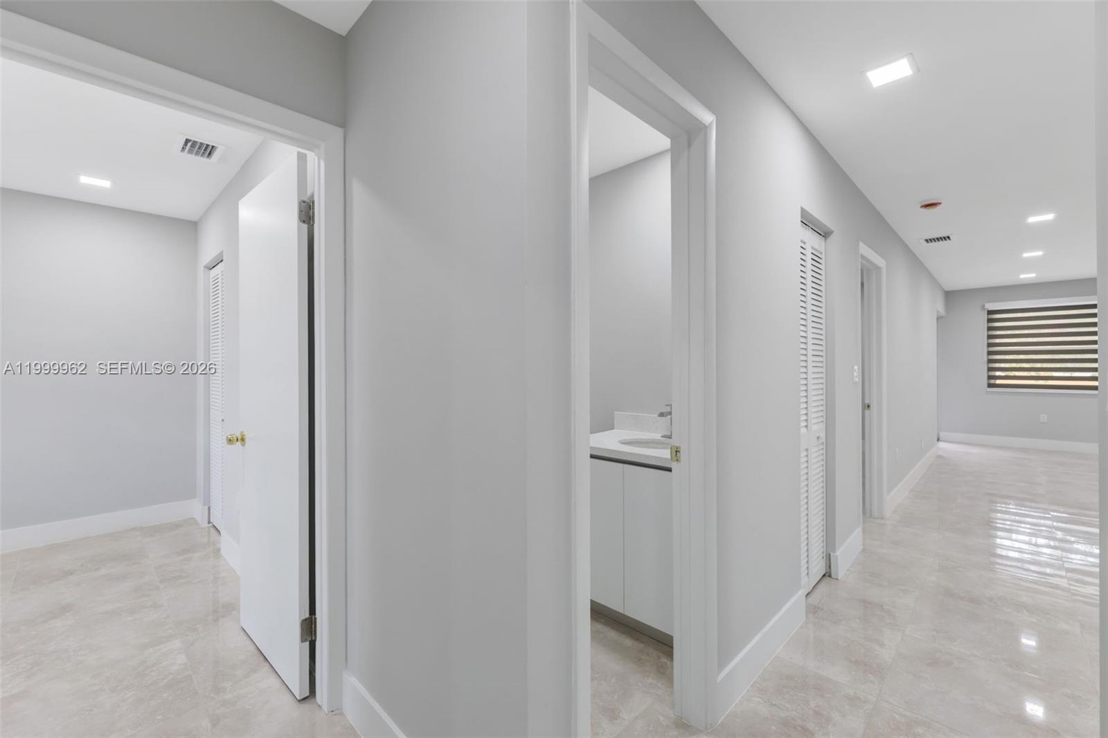 VIEW WEST CONDO PH I - Residential