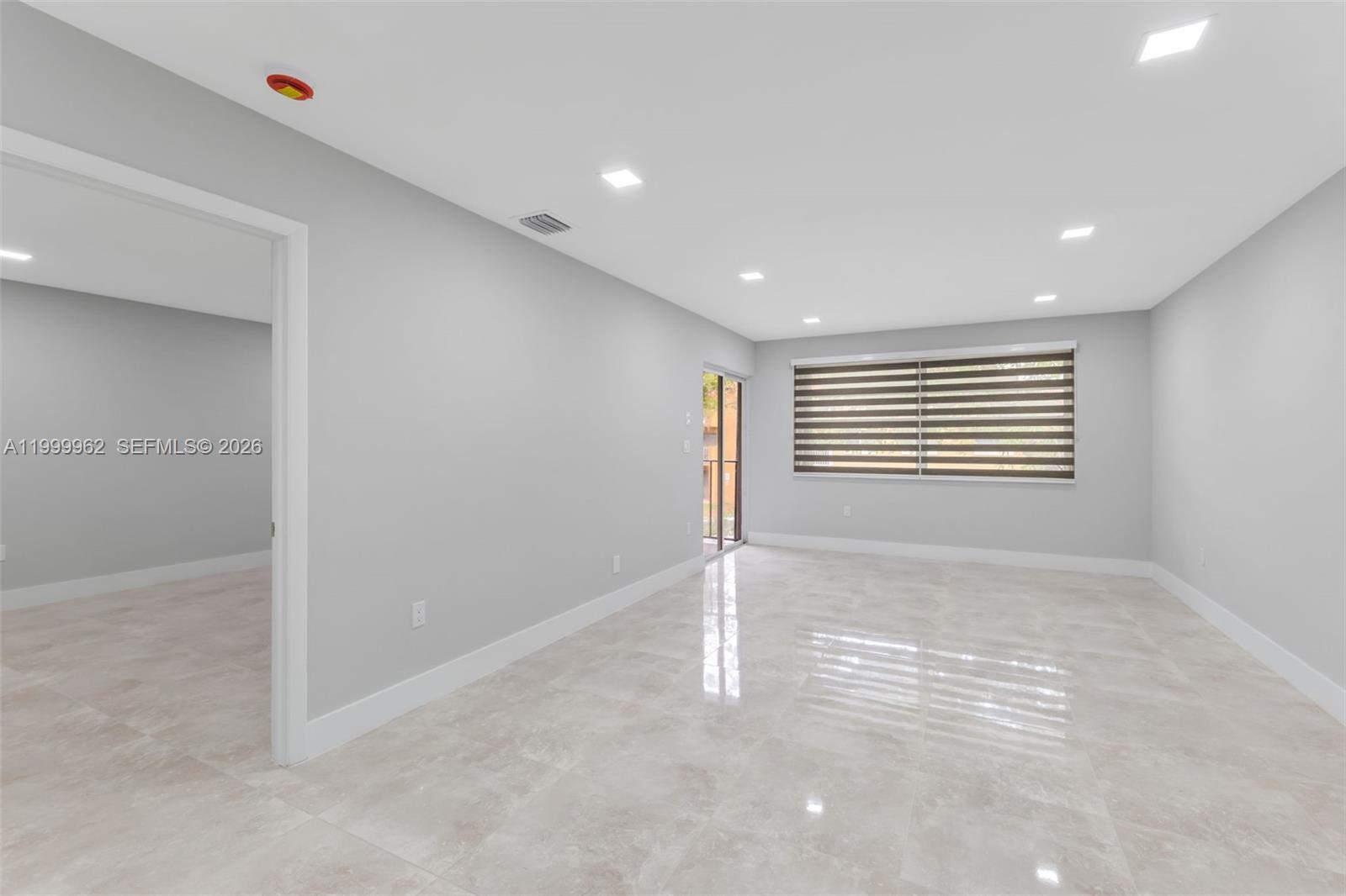 VIEW WEST CONDO PH I - Residential