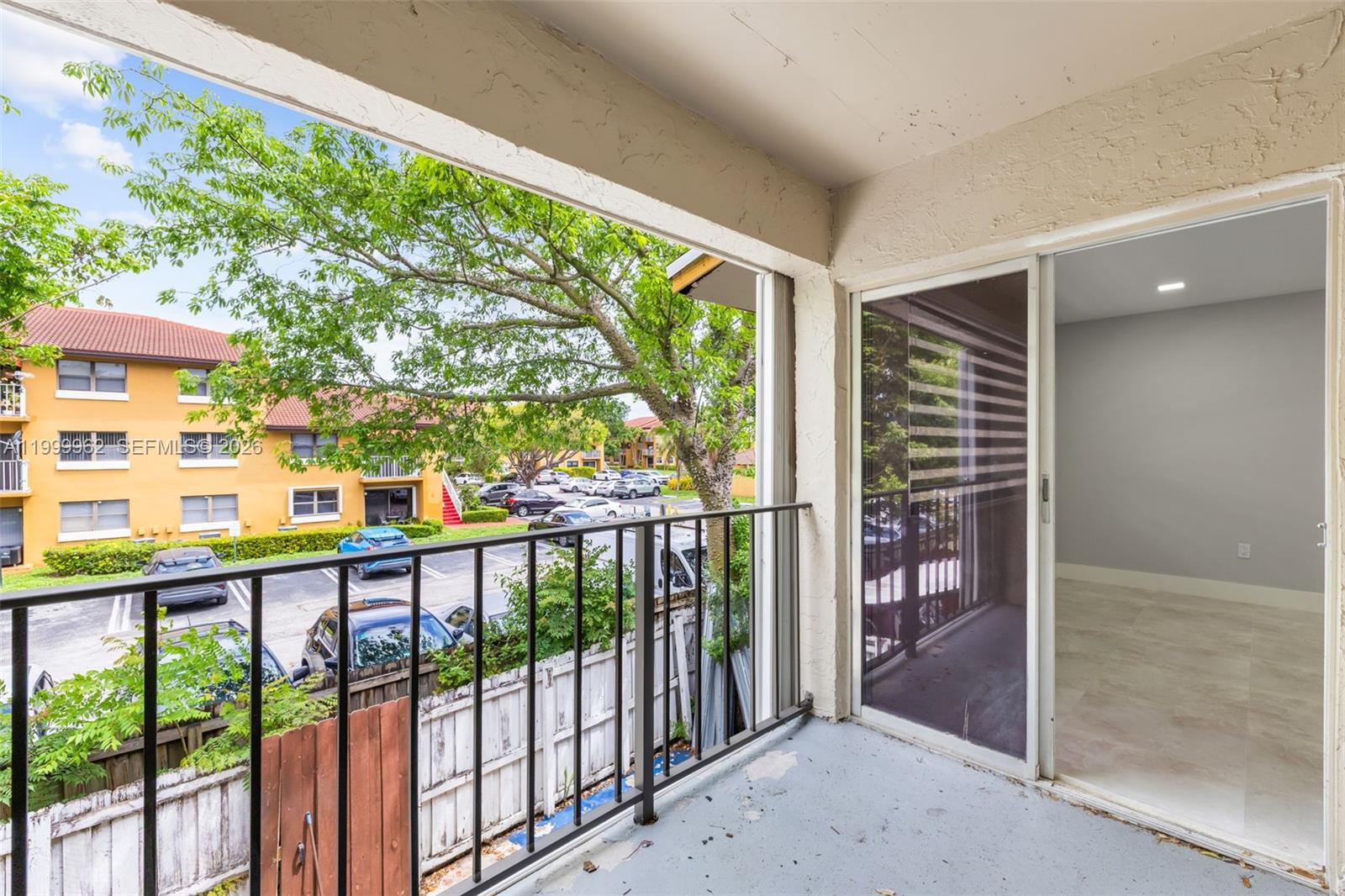 VIEW WEST CONDO PH I - Residential