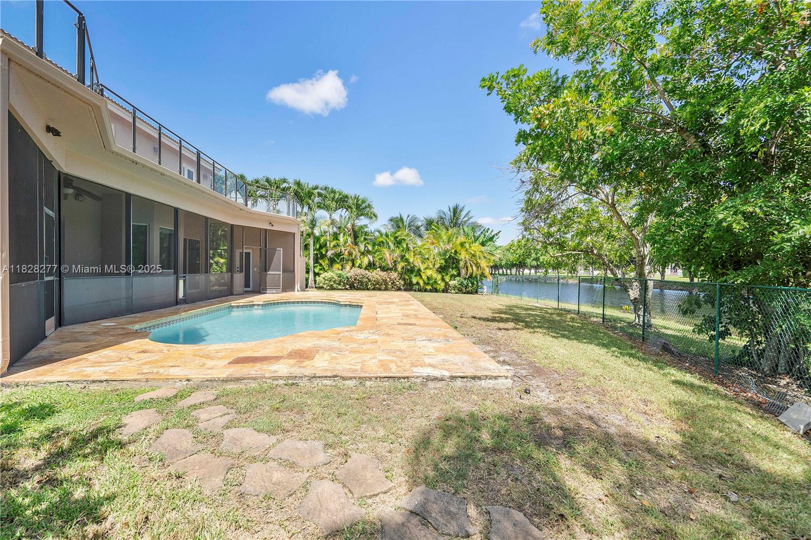 KENSINGTON GLEN - Residential