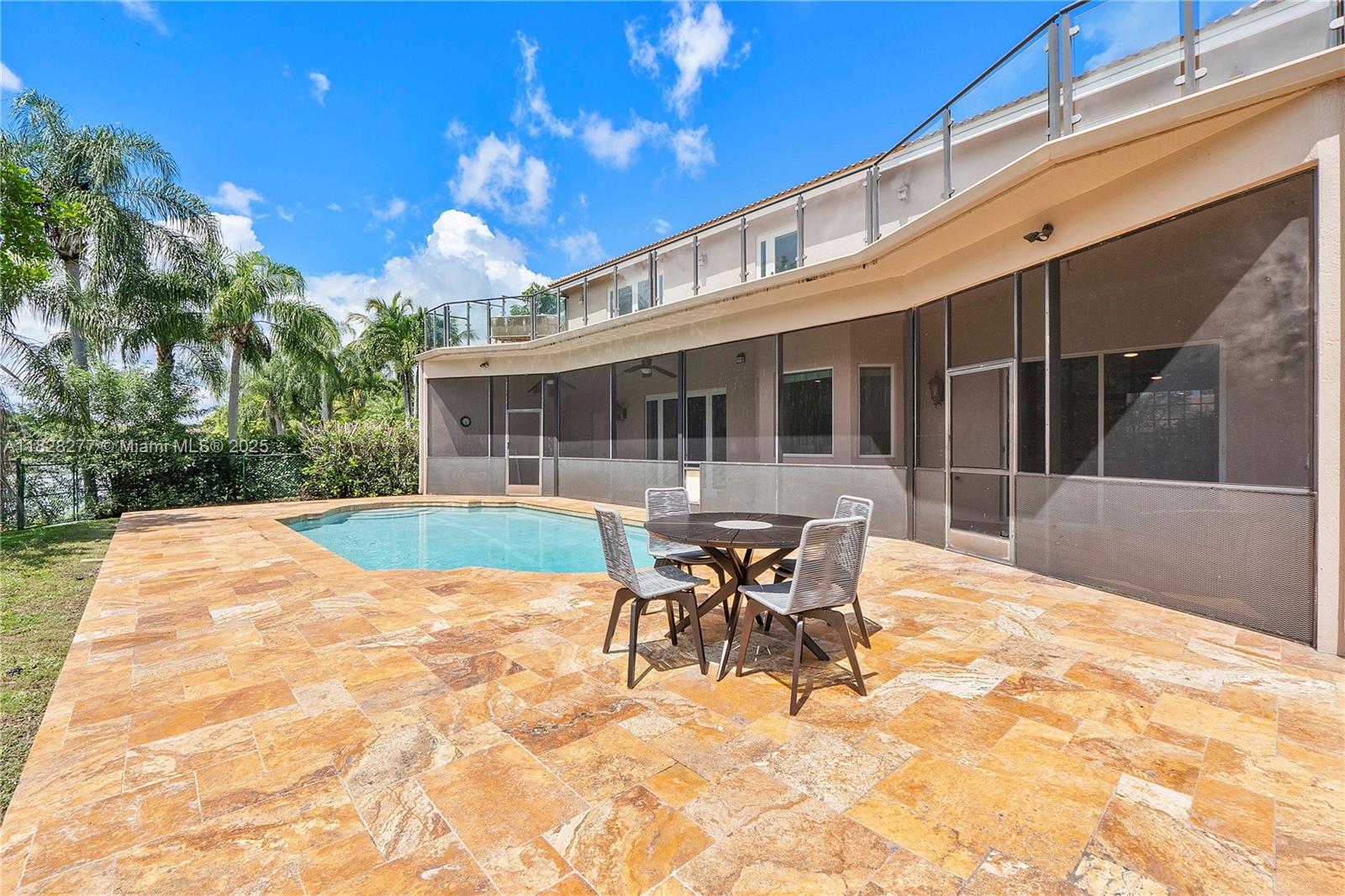 KENSINGTON GLEN - Residential