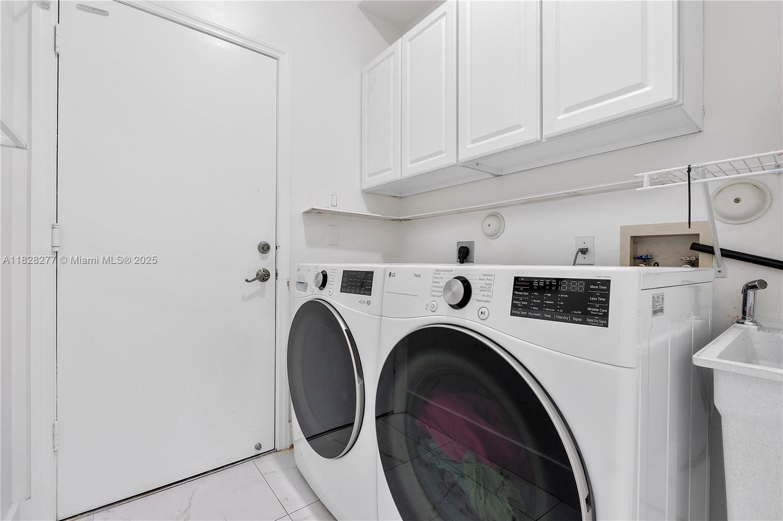 KENSINGTON GLEN - Residential