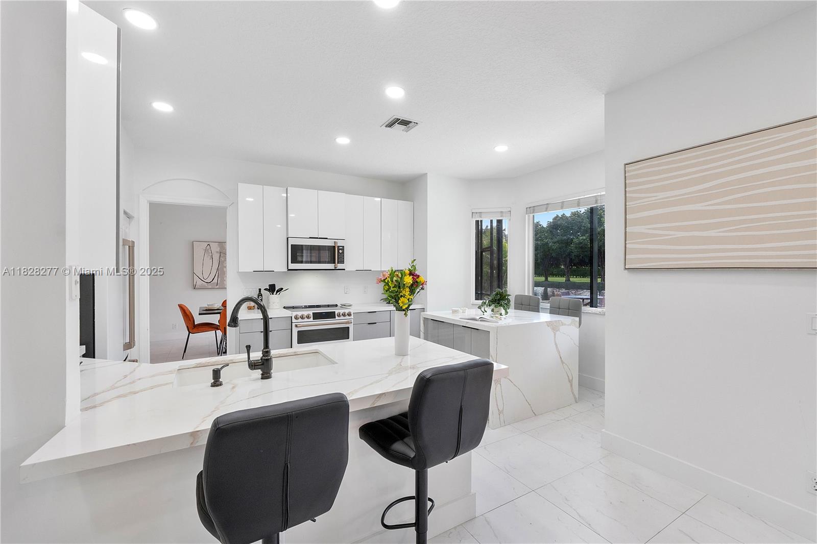 KENSINGTON GLEN - Residential