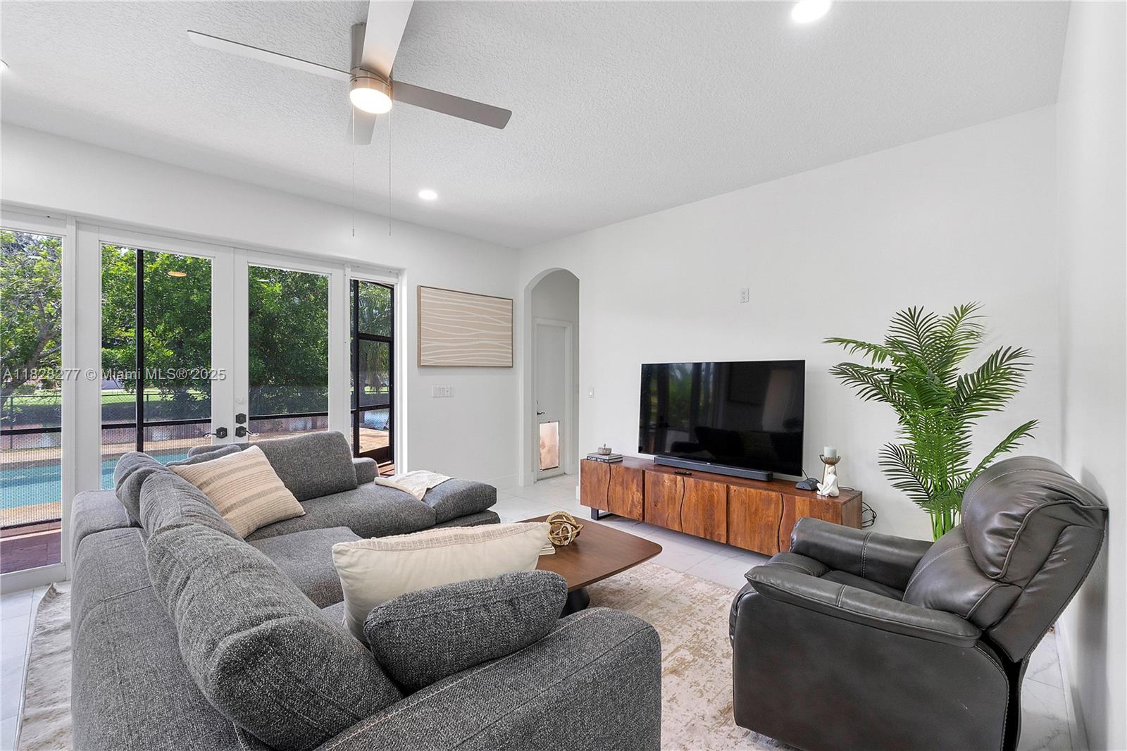 KENSINGTON GLEN - Residential