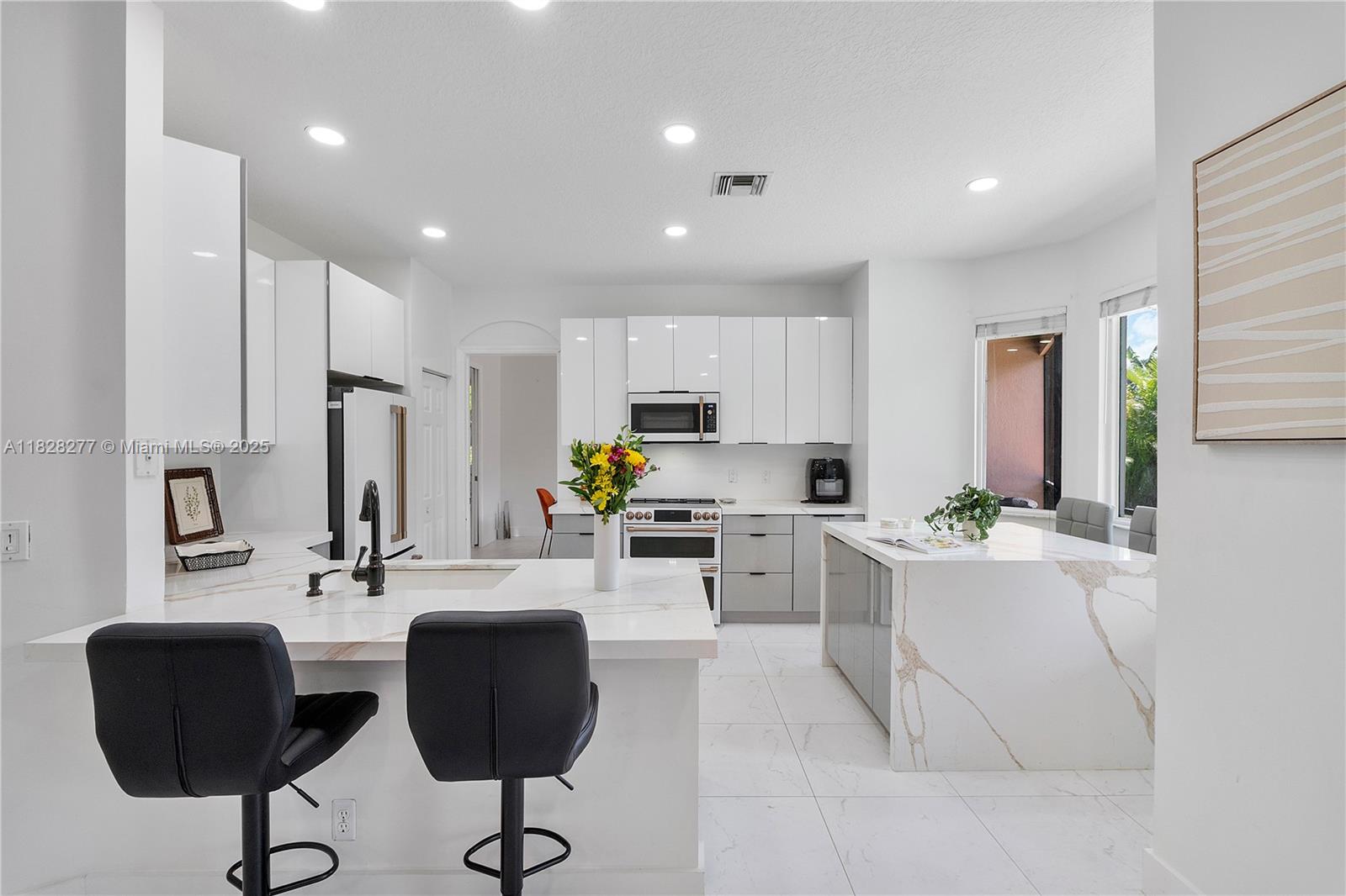 KENSINGTON GLEN - Residential